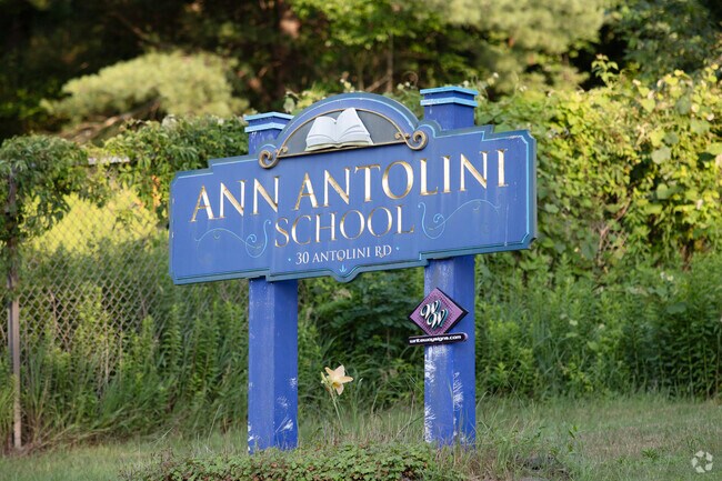 An Antolini School is located at 30 Antolini Road in New Hartford.
