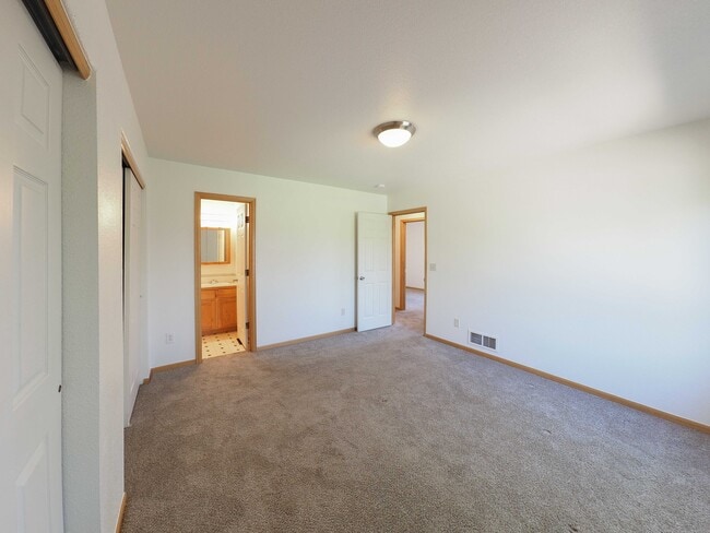 1106 Timberline Ct, Windsor, CO 80550 - photo 3
