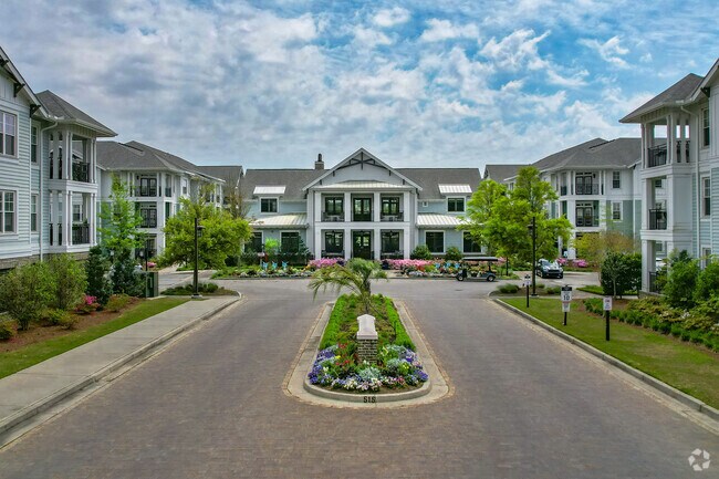 Wharf 7, Daniel Island, SC 29492 - photo 4