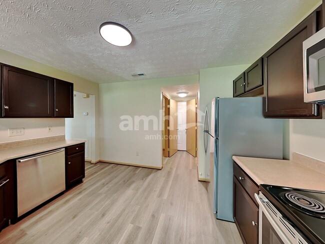 7474 Heaton Cir, Maineville, OH 45039 - photo 4