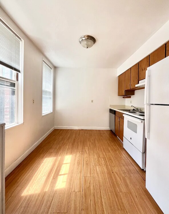 124 Sutherland Rd unit 5, Brighton, MA 02135 - photo 5