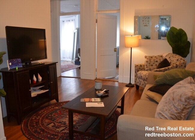 238 Hemenway St unit 11, Boston, MA 02115 - photo 2