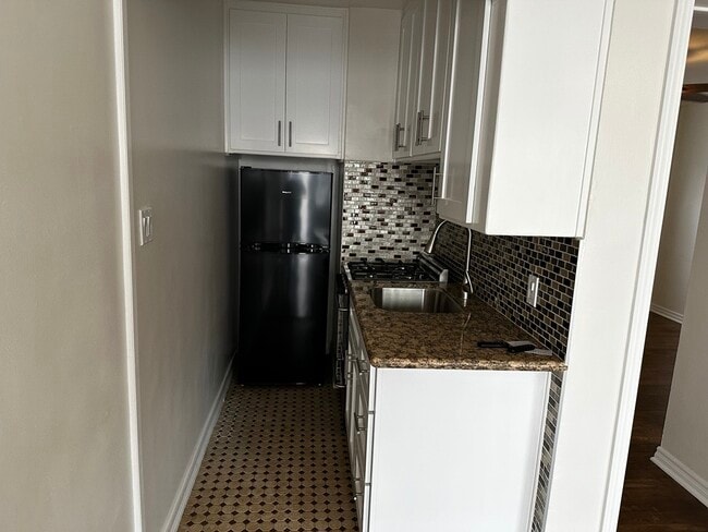 1900 E Appleton St, Long Beach, CA 90802 - photo 3