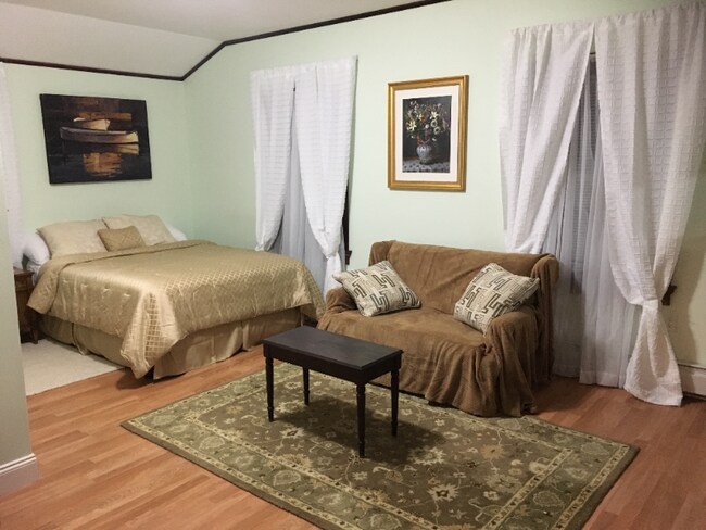 39 Outlook Ave, West Hartford, CT 06119 - photo 5