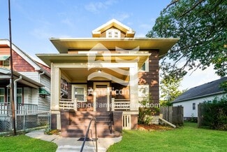 5326 N 35th St, Milwaukee, WI 53209