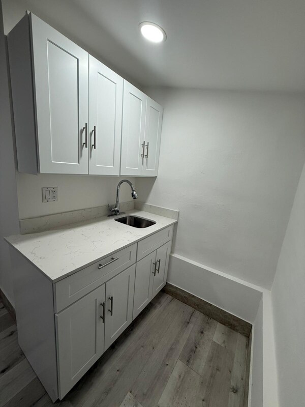 1150 W 28th St unit EFFICIENCY REAR LEFT, Hialeah, FL 33010 - photo 7