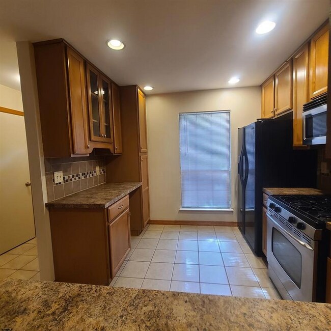 78 Cheshire Dr, Galloway, NJ 08205 - photo 4