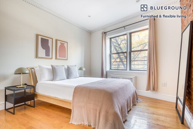 535 Hudson St unit FL3-ID1032, New York, NY 10014 - photo 7