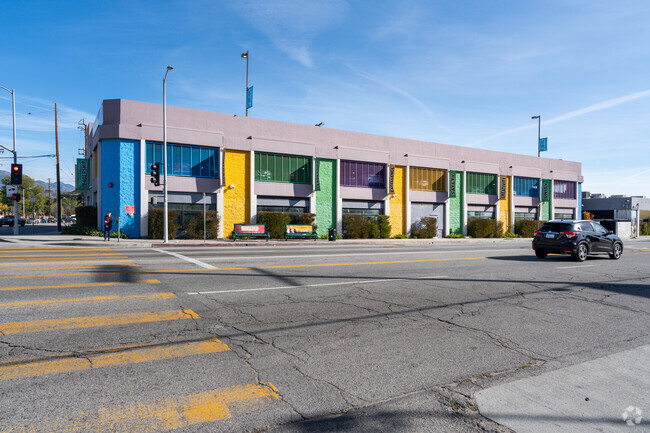 At Fenton Stern Academy 52% of students scored at or above the proficient level for reading.