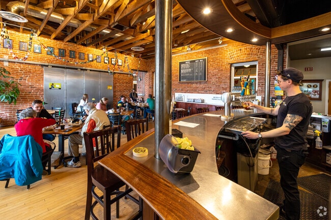 Bristol Brewing in Ivywild offers plenty of food and drink options.