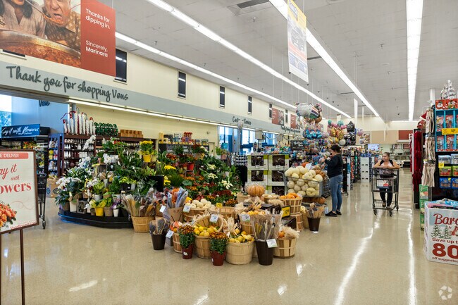 Experience convenient and enjoyable shopping at Vons Market, located in the heart of Menifee.