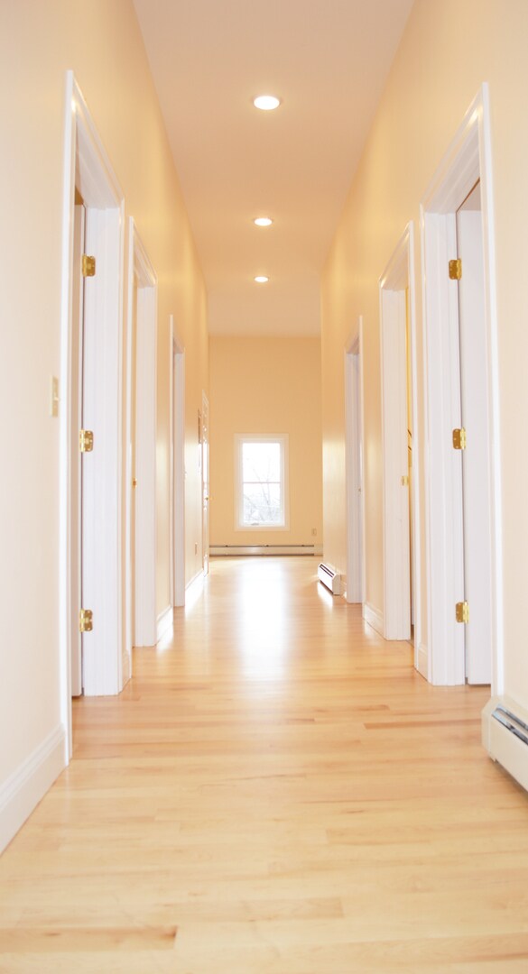 8 Haswell St unit 1, Burlington, VT 05401 - photo 4