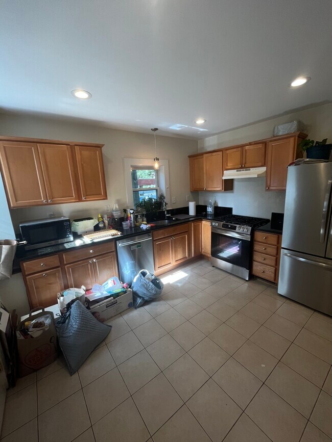 11 Irving St, Watertown, MA 02472