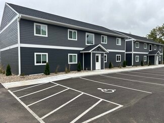 520 6th St, Nicollet, MN 56074