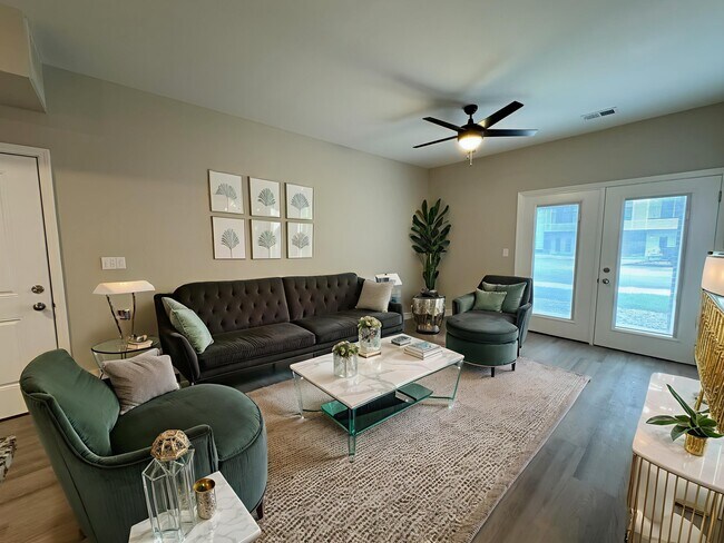 Valhalla Park Place, Louisville, KY 40245 - photo 3