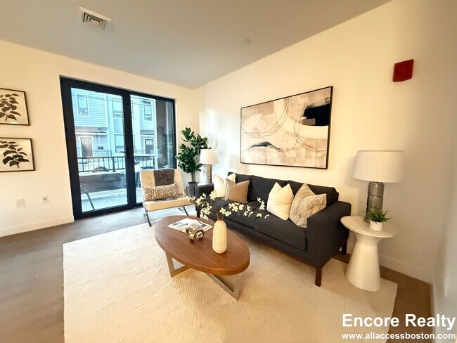 199 Gardner St unit 110, Boston, MA 02132 - photo 5