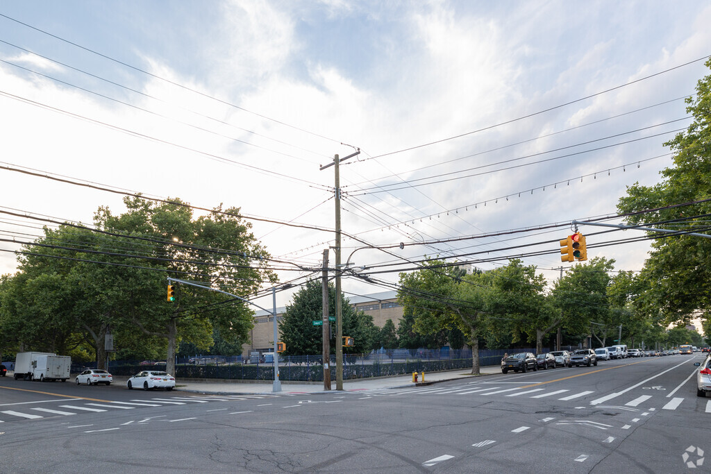 Gotham Collaborative High School is in The Bronx, New York.