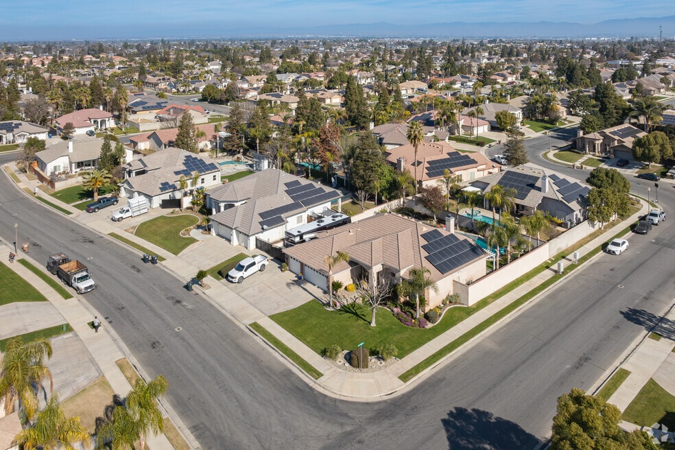 Neighborhoods_ Brighton_ 543251_0418_SH_v1