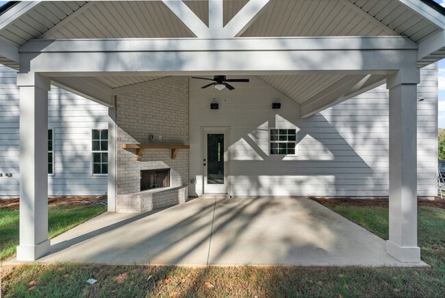 201 Boxwood Ct unit 36453933, Midland, GA 31820 - photo 2