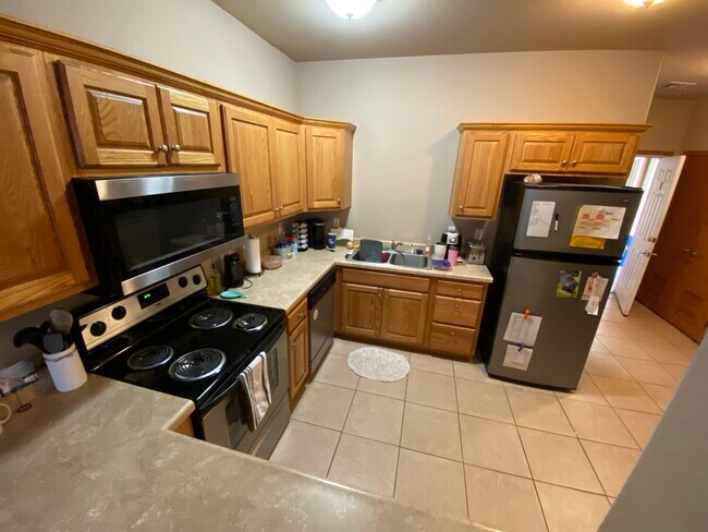 1209 Bertrand St unit 10, Manhattan, KS 66502 - photo 5
