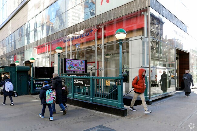 Public transportation in the Yorkville community includes the Q,4, 5, and 6 subway trains.