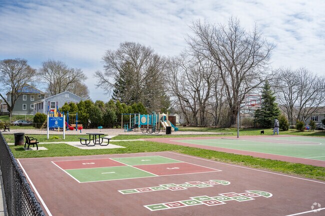 Families in Maplewood, head to Paul Paolo Memorial Park for outdoor fun and play.