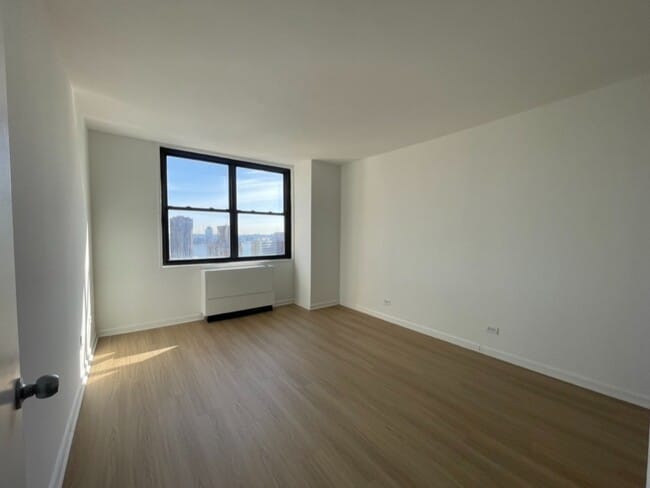Victoria House unit 26, New York, NY 10016 - photo 4
