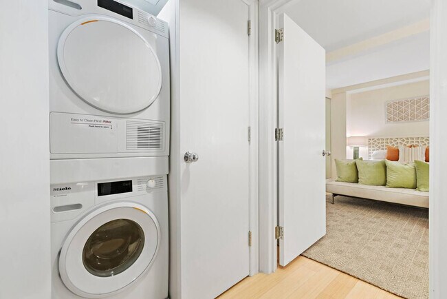 Metropolitan Tower unit ID408761P, New York, NY 10019 - photo 6