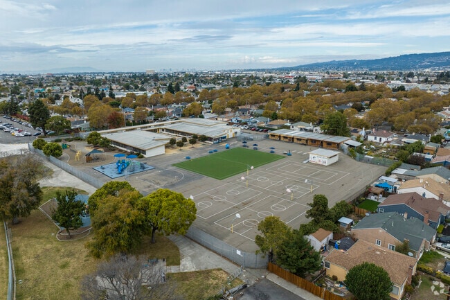 Sobrante Park Elementary School is located in Oakland, California.