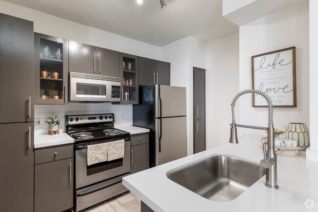 Ten01, Tempe, AZ 85281 - photo 7