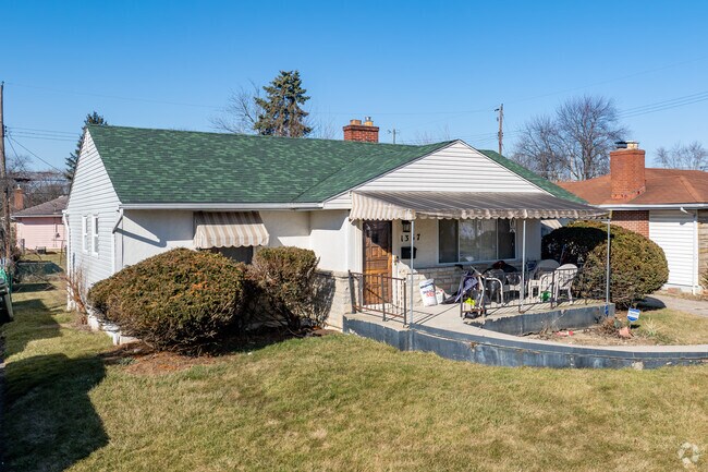 Ranch-style houses were built in the early to mid-20th century.