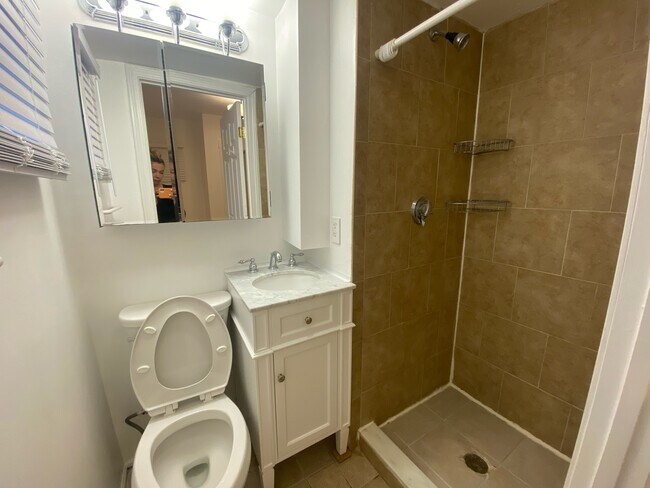 16 Charter St unit 2R, Boston, MA 02113 - photo 7