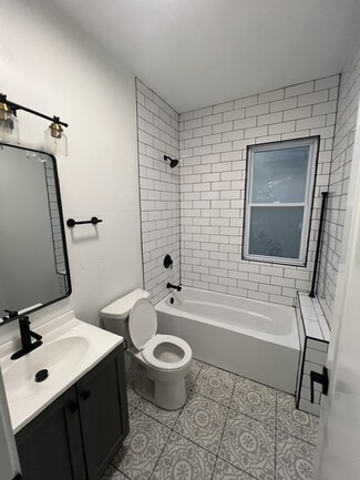 2836 W 40th St Unit second floor, Chicago, IL 60632