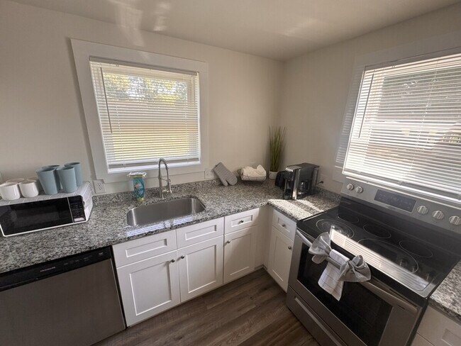 408 Cedar Lane Rd unit ID1302531P, Greenville, SC 29611 - photo 5