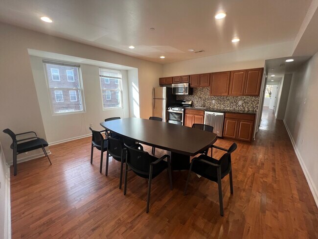 601 N 39th St unit 2, Philadelphia, PA 19104 - photo 3