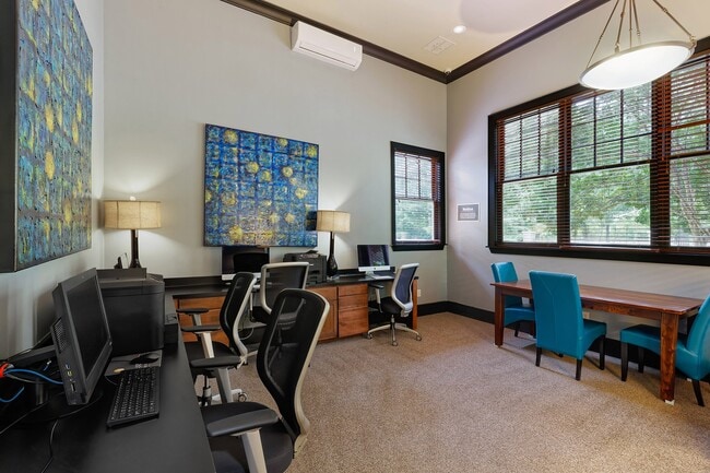 The Estates at River Pointe, Memphis, TN 38103 - photo 2