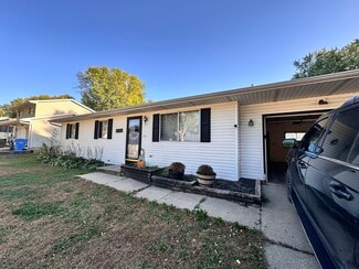 1140 Adler Dr, Le Mars, IA 51031