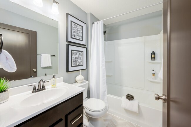 Cityview Station - Gallery II Collection, Hayward - B Plan unit 36598848, Ludlow, KY 41016 - photo 3