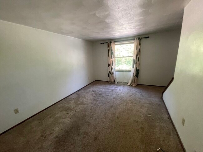 155 Garfield Way, Follansbee, WV 26037 - photo 4