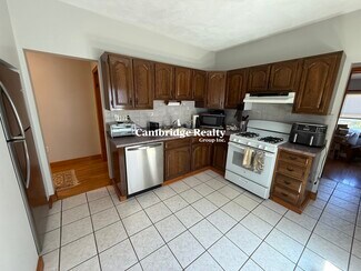 49 Curtis Ave Unit 2A, Somerville, MA 02144