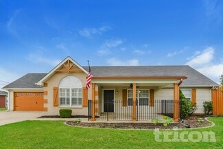 2108 Montgomery Ln, La Vergne, TN 37086