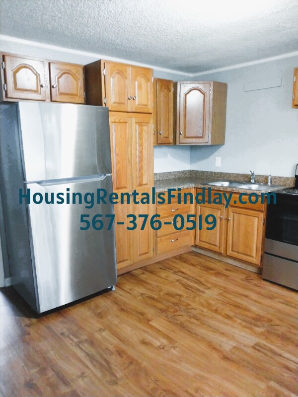 412 E Pearl St, Findlay, OH 45840