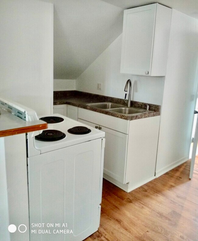 2937 Sachs St unit 2, Madison, WI 53704 - photo 7