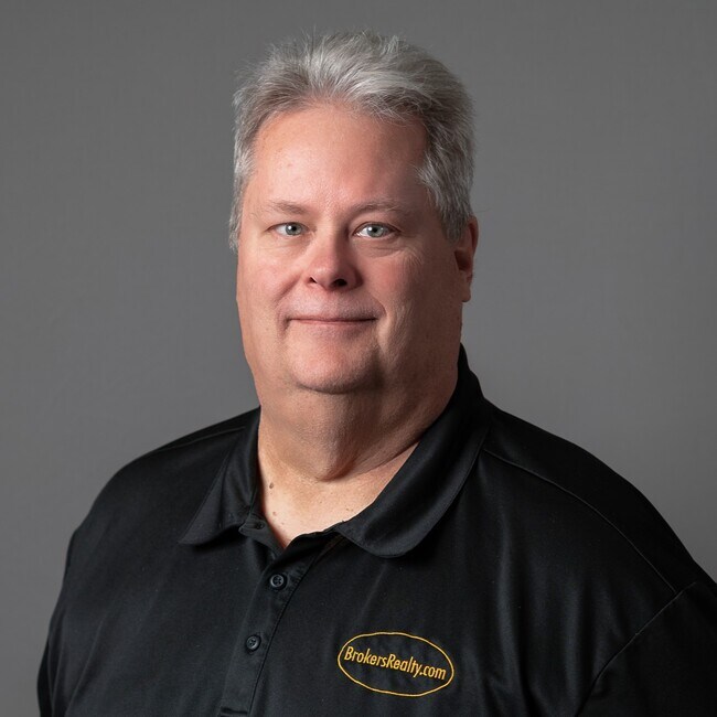 4003 Austen Close, Moosic, PA 18507