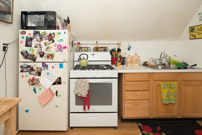 2015 W Iowa St unit M03H, Chicago, IL 60622 - photo 3