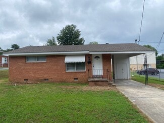 120 Glass St, Jackson, TN 38301