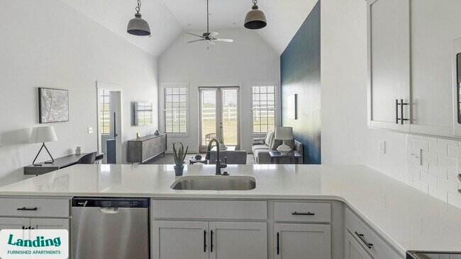 22052 Stratford Way unit 2-22281.1410016, Athens, AL 35613 - photo 7