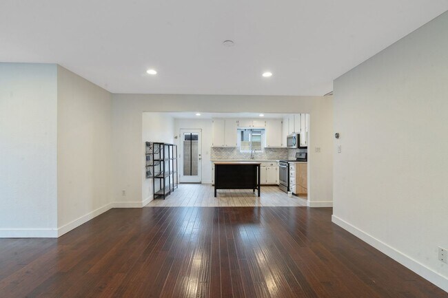 1427 E 55th St, Long Beach, CA 90805 - photo 6