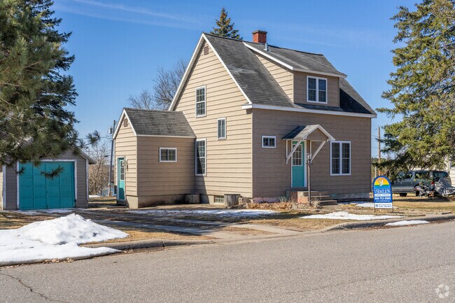 Renovated cottages in Soudan come in various color styles.