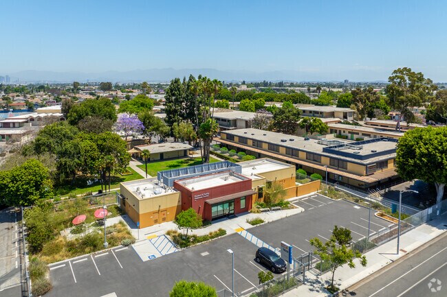 University Pathways Public Service Academy is part of the Los Angeles Unified School District.